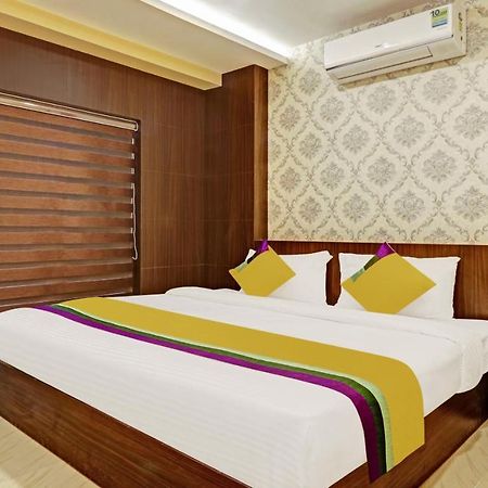 Itsy Hotels Sapphire Residency Manjeri Экстерьер фото