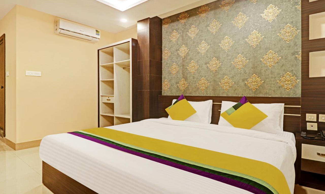 Itsy Hotels Sapphire Residency Manjeri Экстерьер фото