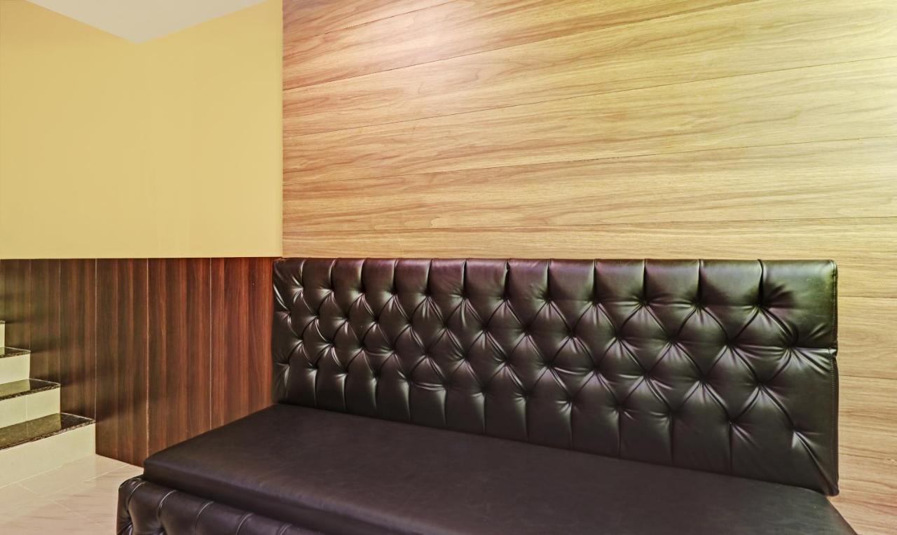 Itsy Hotels Sapphire Residency Manjeri Экстерьер фото